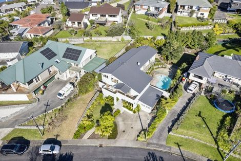 Photo of property in 11 Tui Vale Road, Shelly Park, Auckland, 2014