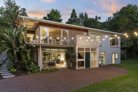 Photo of property in 123 Braemar Road, Castor Bay, Auckland, 0620