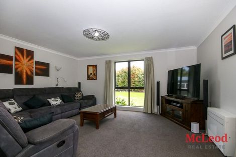Photo of property in 1 Robert Street, Hinds, Ashburton, 7773