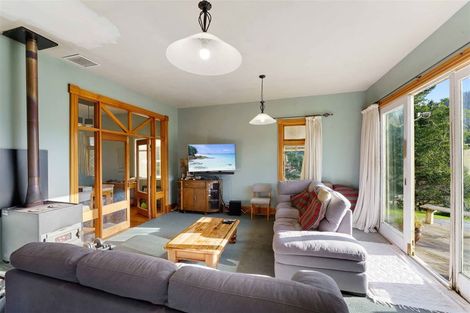 Photo of property in 140 Akatarawa Road, Reikorangi, Waikanae, 5391