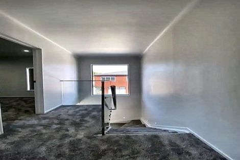 Photo of property in 14b Goldnib Place, Randwick Park, Auckland, 2105