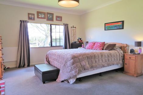 Photo of property in 96b Kent Street, Carterton, 5713