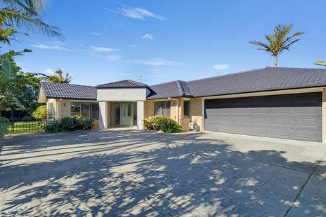 Photo of property in 37 Kahira Crescent, Papamoa Beach, Papamoa, 3118