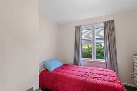 Photo of property in 37 Greendale Avenue, Avonhead, Christchurch, 8042