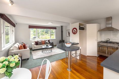 Photo of property in 40 Jocelyn Crescent, Pinehaven, Upper Hutt, 5019