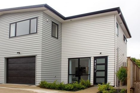 Photo of property in 68c Donovan Avenue, Massey, Auckland, 0614
