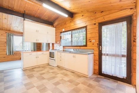 Photo of property in 9 Alma Place, Milson, Palmerston North, 4414