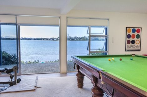 Photo of property in 2/35 Beresford Street, Bayswater, Auckland, 0622