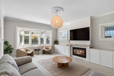 Photo of property in 49 Paparoa Street, Papanui, Christchurch, 8053