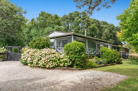 Photo of property in 414 Kaipara Coast Highway, Helensville, Kaukapakapa, 0871