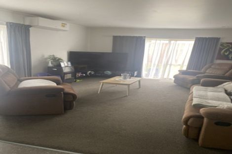 Photo of property in 7 Gina Avenue, Ranui, Auckland, 0612