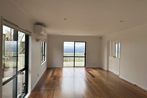 Photo of property in 99 Ashton Fitchett Drive, Brooklyn, Wellington, 6021