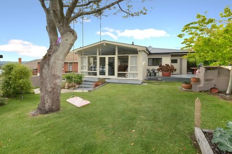 Photo of property in 18 Derwent Street, Helensburgh, Dunedin, 9010