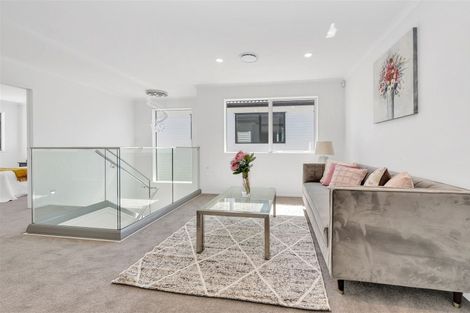 Photo of property in 76 Ksenia Drive, Flat Bush, Auckland, 2019