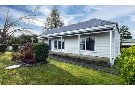 Photo of property in 209 Talbot Street, Geraldine, 7930
