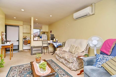 Photo of property in 214a Breezes Road, Aranui, Christchurch, 8061