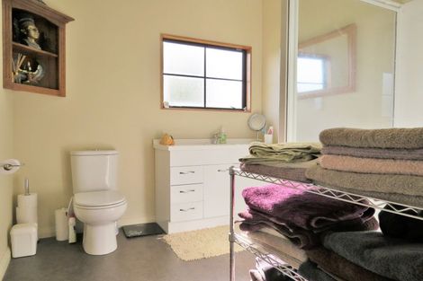 Photo of property in 96b Kent Street, Carterton, 5713