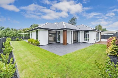 Photo of property in 29 Irvines Track, Halswell, Christchurch, 8025