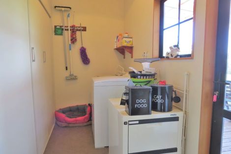 Photo of property in 96b Kent Street, Carterton, 5713