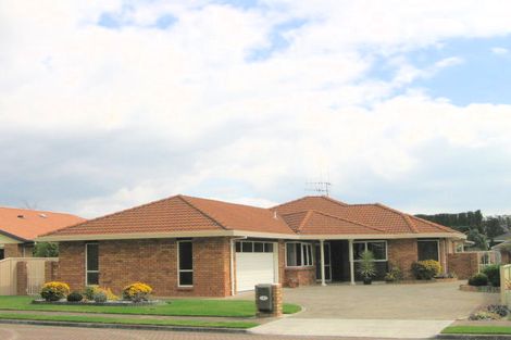 Photo of property in 8 Banksia Dell, Mount Maunganui, 3116