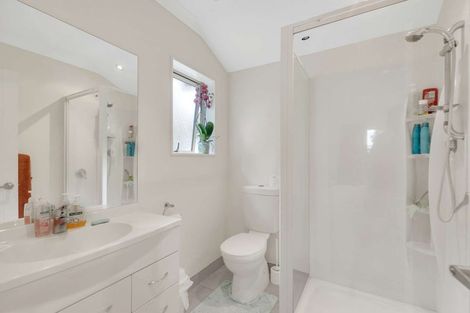 Photo of property in 12 Ruru Place, Levin, 5510