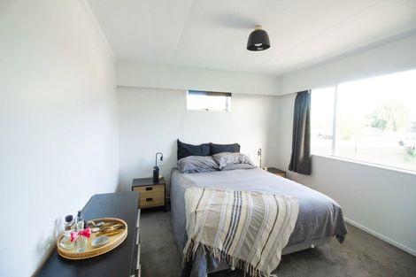 Photo of property in 32 Palliser Place, Milson, Palmerston North, 4414