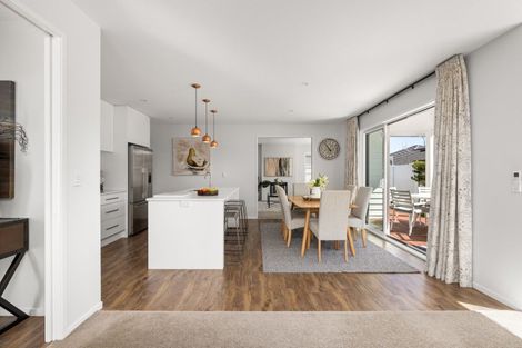 Photo of property in 28 Te Aranga Drive, Papamoa Beach, Papamoa, 3118