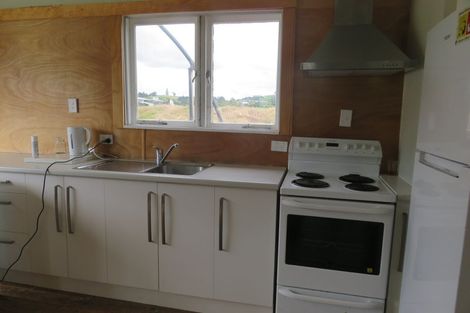 Photo of property in 115e Lowe Avenue, Thames, 3500