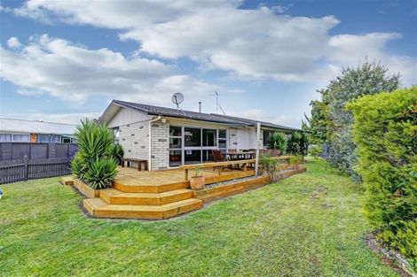 Photo of property in 18 Oakfield Crescent, Pukete, Hamilton, 3200