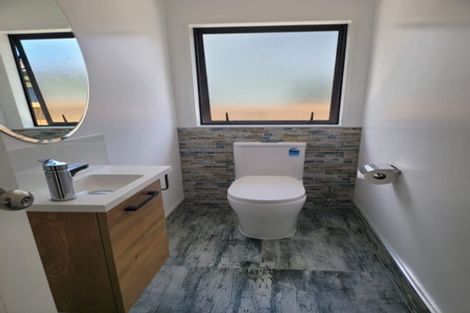 Photo of property in 23 Riverglade Parkway, Te Atatu South, Auckland, 0610