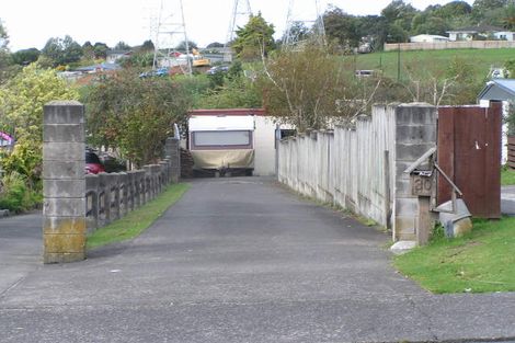 Photo of property in 30 Reynella Drive, Massey, Auckland, 0614