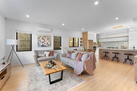 Photo of property in 118c Mount Smart Road, Onehunga, Auckland, 1061