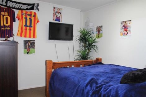 Photo of property in 132 Kittiwake Drive, Schnapper Rock, Auckland, 0632