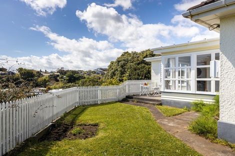 Photo of property in 8 Lynmouth Heights, Lynmouth, New Plymouth, 4310