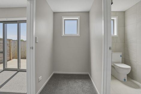 Photo of property in 43 Bradshaw Street, South Dunedin, Dunedin, 9012