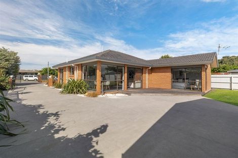 Photo of property in 141 Grimseys Road, Redwood, Christchurch, 8051