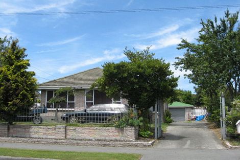 Photo of property in 64 Pembroke Street, Avondale, Christchurch, 8061