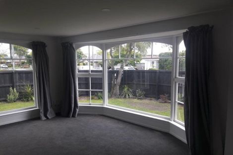 Photo of property in 1/484 Ilam Road, Bryndwr, Christchurch, 8052