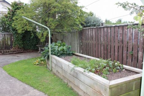 Photo of property in 18 Victoria Avenue, Dannevirke, 4930