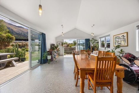 Photo of property in 14 Francis Lane, Lake Hawea, Wanaka, 9382
