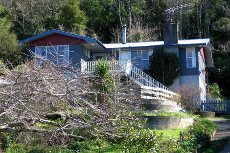 Photo of property in 35 Watt Street, Featherston, 5710