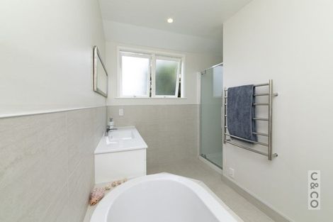 Photo of property in 12 Maude Street, Riverhead, 0820