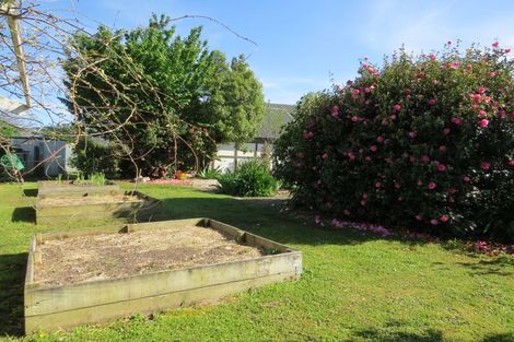 Photo of property in 96b Kent Street, Carterton, 5713