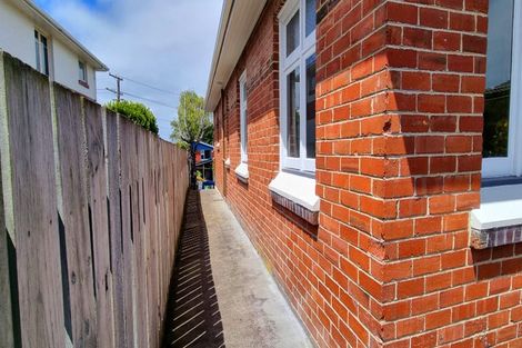 Photo of property in 19 Aberfeldy Street, Lookout Point, Dunedin, 9011