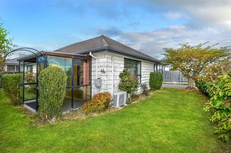 Photo of property in 1/6 Chardale Street, Avondale, Christchurch, 8061