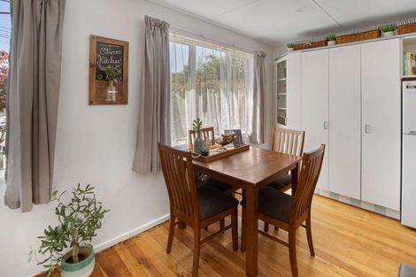 Photo of property in 27 Essex Street, Stratford, 4332