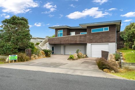 Photo of property in 26 Sunset Drive, Baylys Beach, Dargaville, 0377