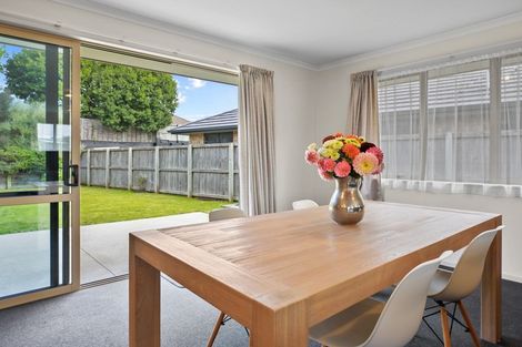 Photo of property in 14 Max Landing, Grandview Heights, Hamilton, 3200