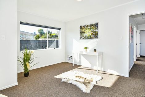 Photo of property in 1/5 Navigator Place, Papatoetoe, Auckland, 2025