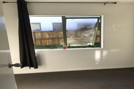 Photo of property in 42 Friedlanders Road, Manurewa, Auckland, 2102